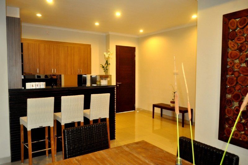 White Lotus Villas Seminyak Exterior photo